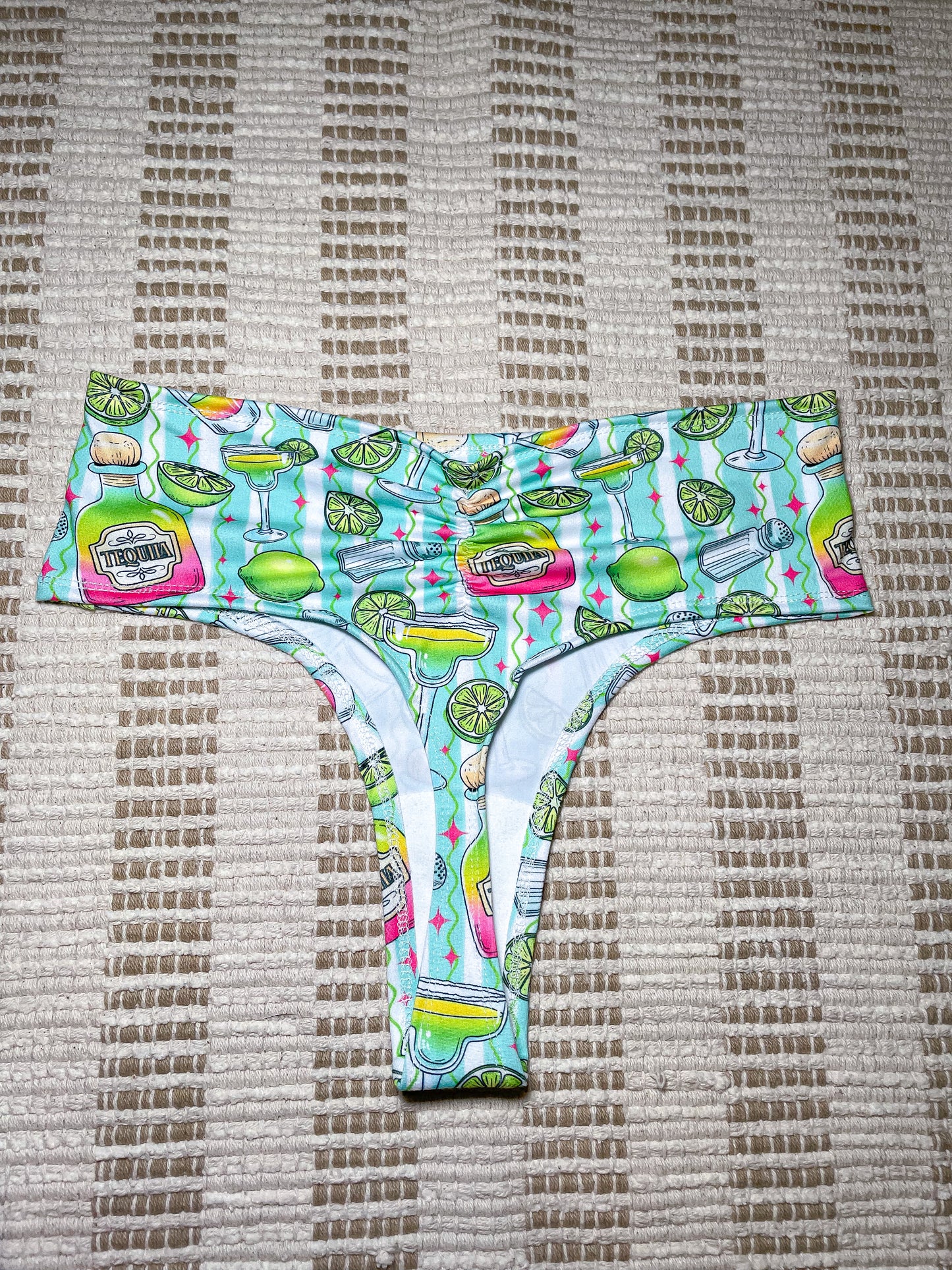MD High Waist Thong Jett