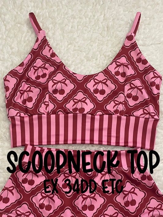 SCOOPNECK TOP